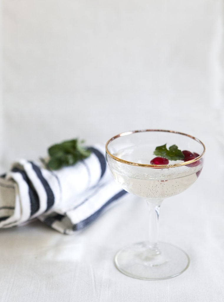 Elderflower Lemonade Fizz - Elderflower Cocktails - Belvoir Fruit Farms - Jessica Brigham Blog - Magazine Ready For Life For Less