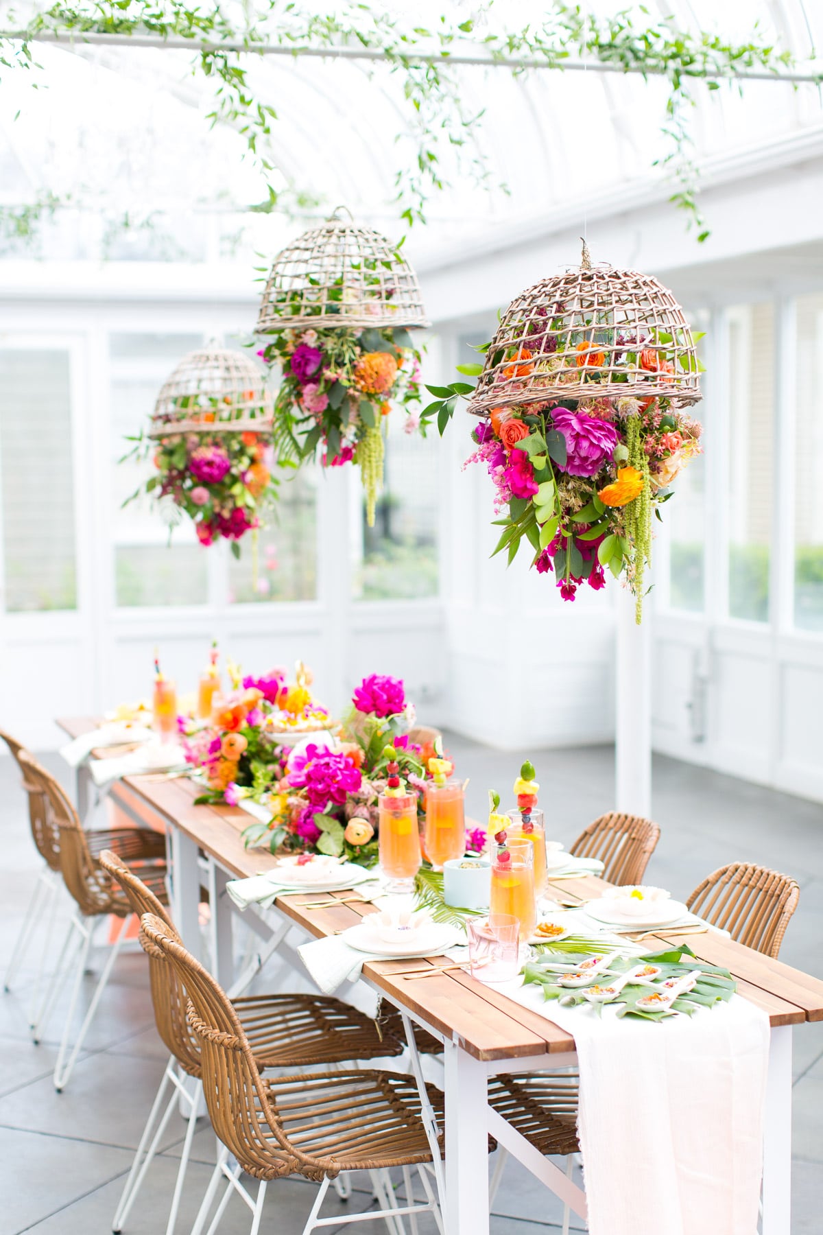 Four Modern Easter Tablescapes That Slay | Easter Table Setting | Jessica Brigham | Magazine Ready for Life