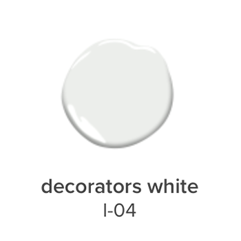 https://www.jessicabrigham.com/wp-content/uploads/2019/01/Decorators-White-I-04-Benjamin-Moore-Paint-Color.png