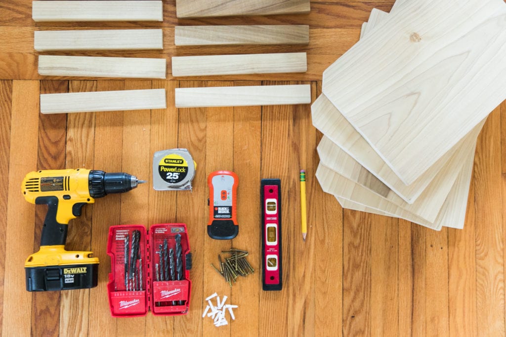 Make the Best of Awkward Spaces with this DIY Bookshelf | How to Build a Bookcase | Jessica Brigham | Magazine Ready for Life