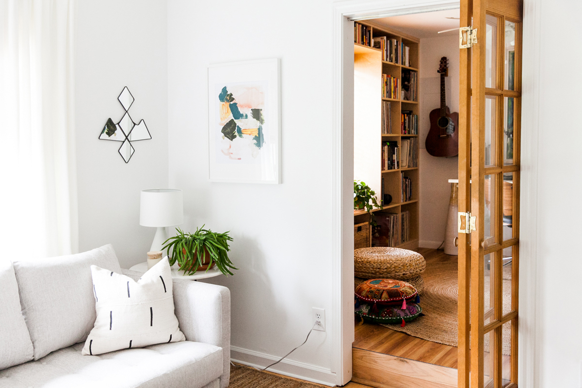 An Eclectic Mid Century-Inspired Home Recording Studio | Room Ideas | Modern Design | Jessica Brigham | Magazine Ready for Life | www.jessicabrigham.com
