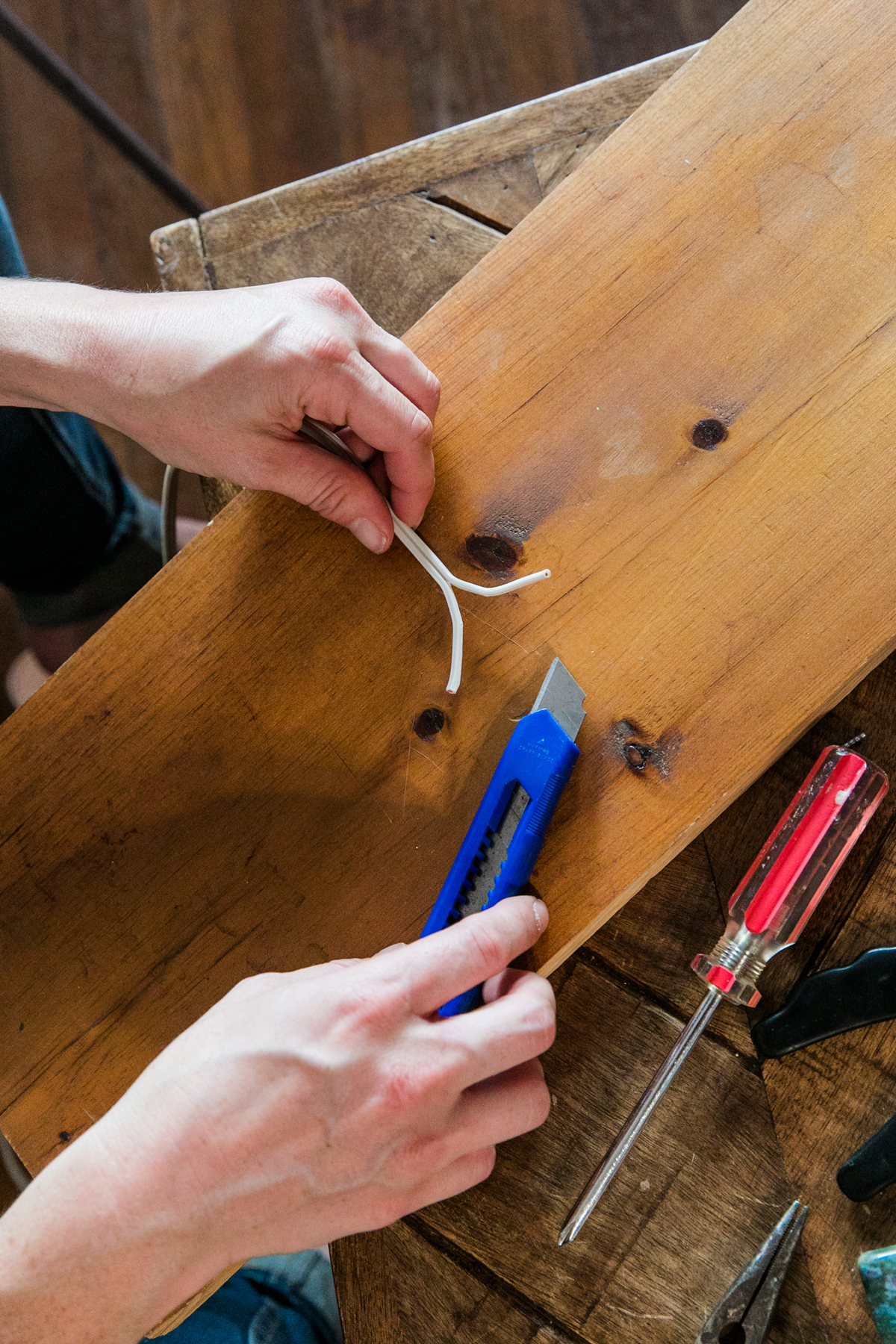 How to Turn Any Hardwired Light Fixture Into a Plug-In | DIY Projects | Convert Chandelier to Outlet | Jessica Brigham | Magazine Ready for Life | www.jessicabrigham.com