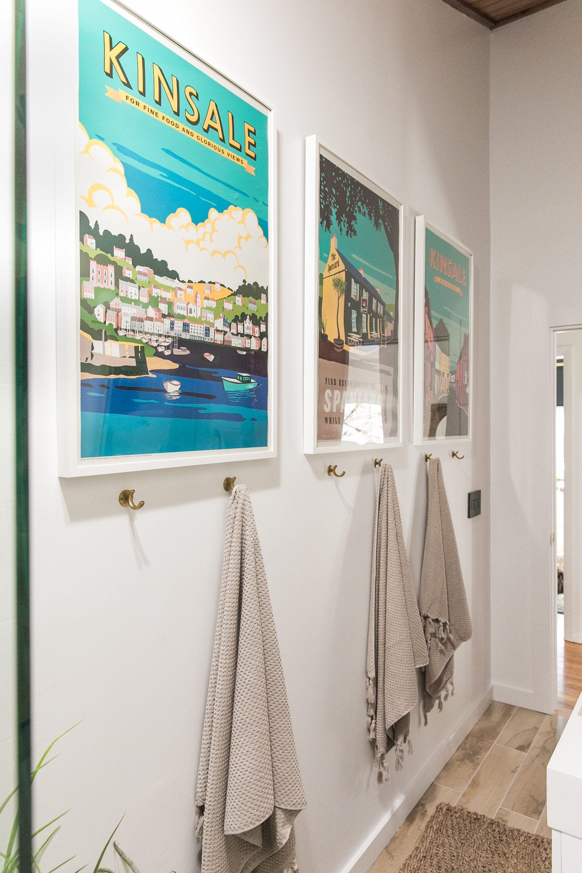 Bold + Glammy Guest Bathroom REVEAL | Bathroom Renovation | Bath Remodel | Jessica Brigham | Magazine Ready for Life | jessicabrigham.com