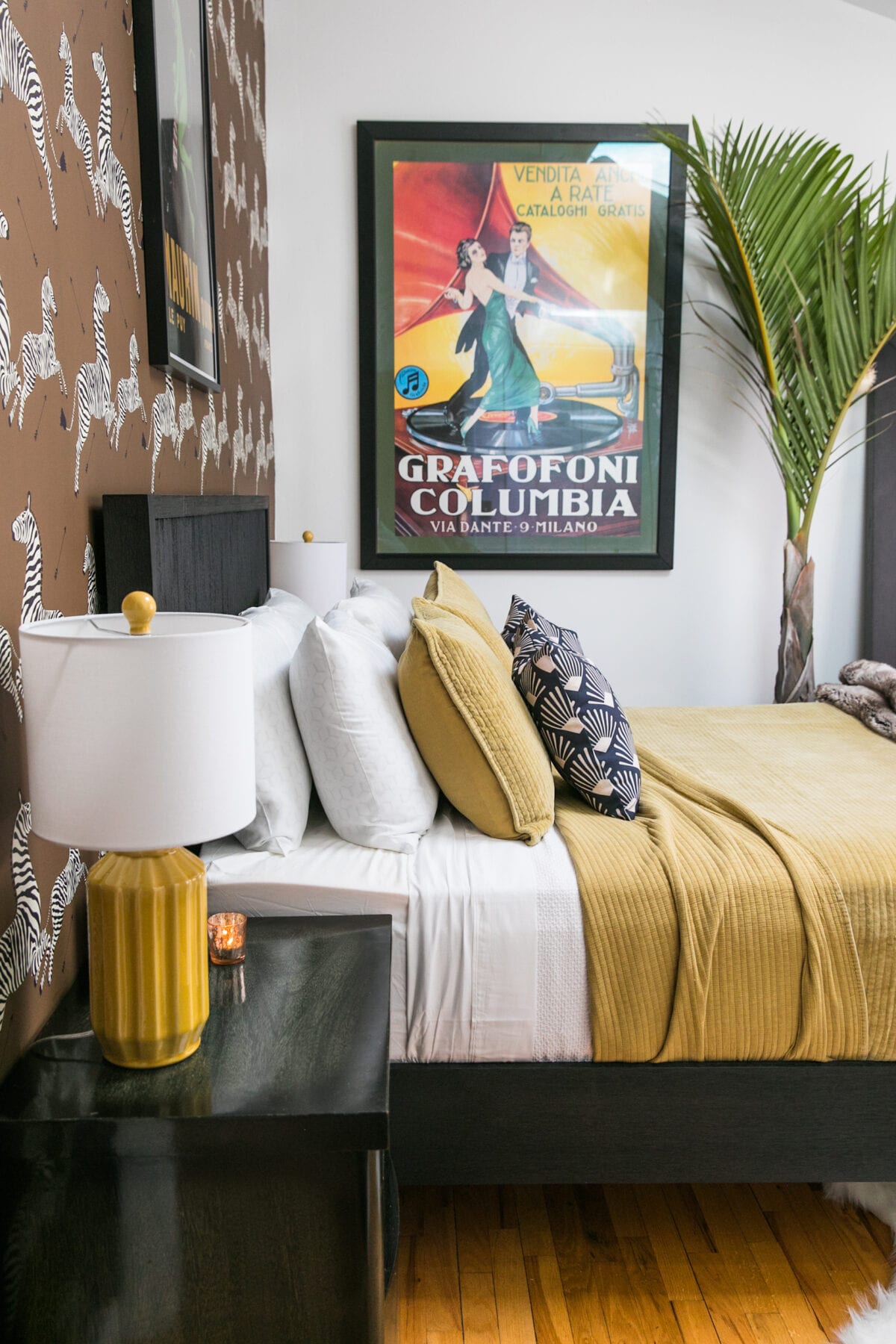 Hollywood Regency Glam Guest Room REVEAL | Guest Room Decor Ideas | Luxe & Bold Interiors | Striking Interiors | JessicaBrigham.com