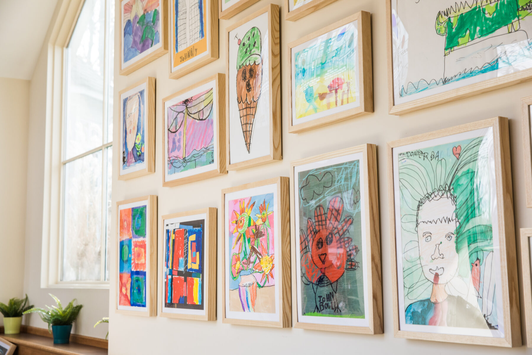 How to Create a Colorful School Themed Mini Gallery Wall